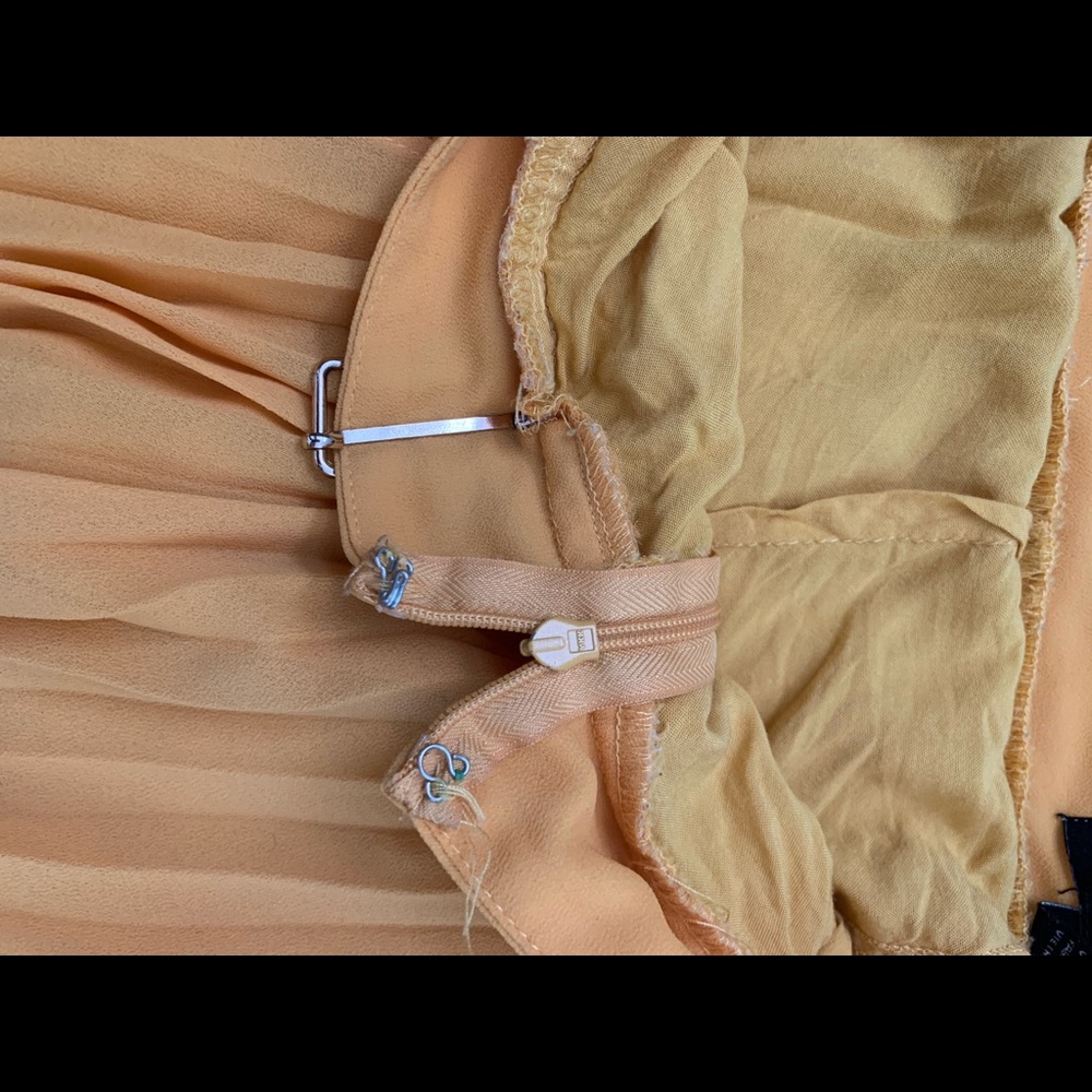 Pleated sheer high waisted skirt - Picture 10 of 11